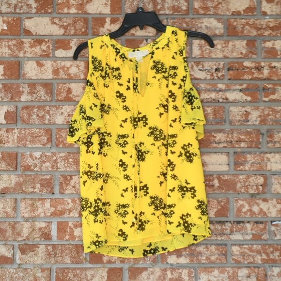 MICHAEL Michael Kors Tops - 𝅺michael Michael Kors Cold Shoulder Top